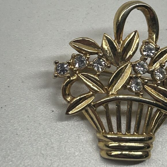 Vintage Gold Tone Flower Basket Brooch With Rhinestones - Picture 2 of 5